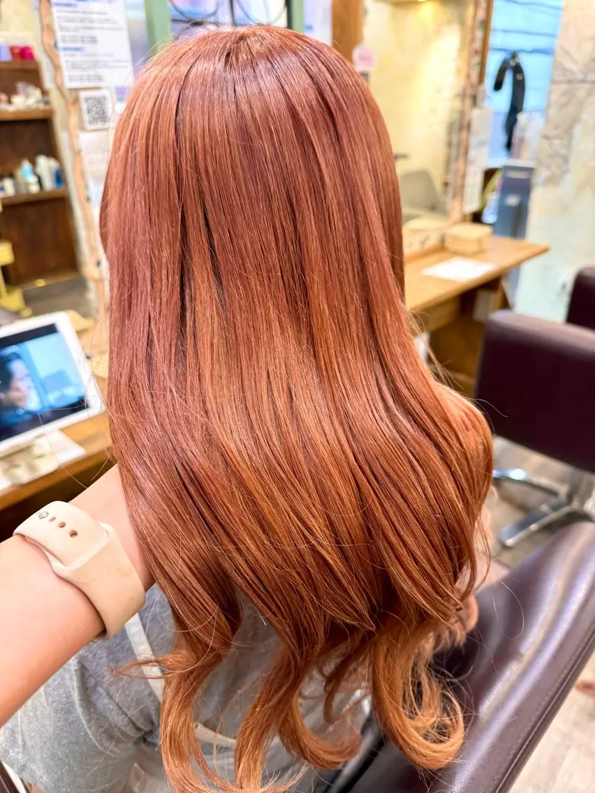 ロング カラー ベージュカラー ブリーチ ピンクカラー ピンクベージュ ツヤ髪 透明感カラー ゆいなのヘアスタイル
