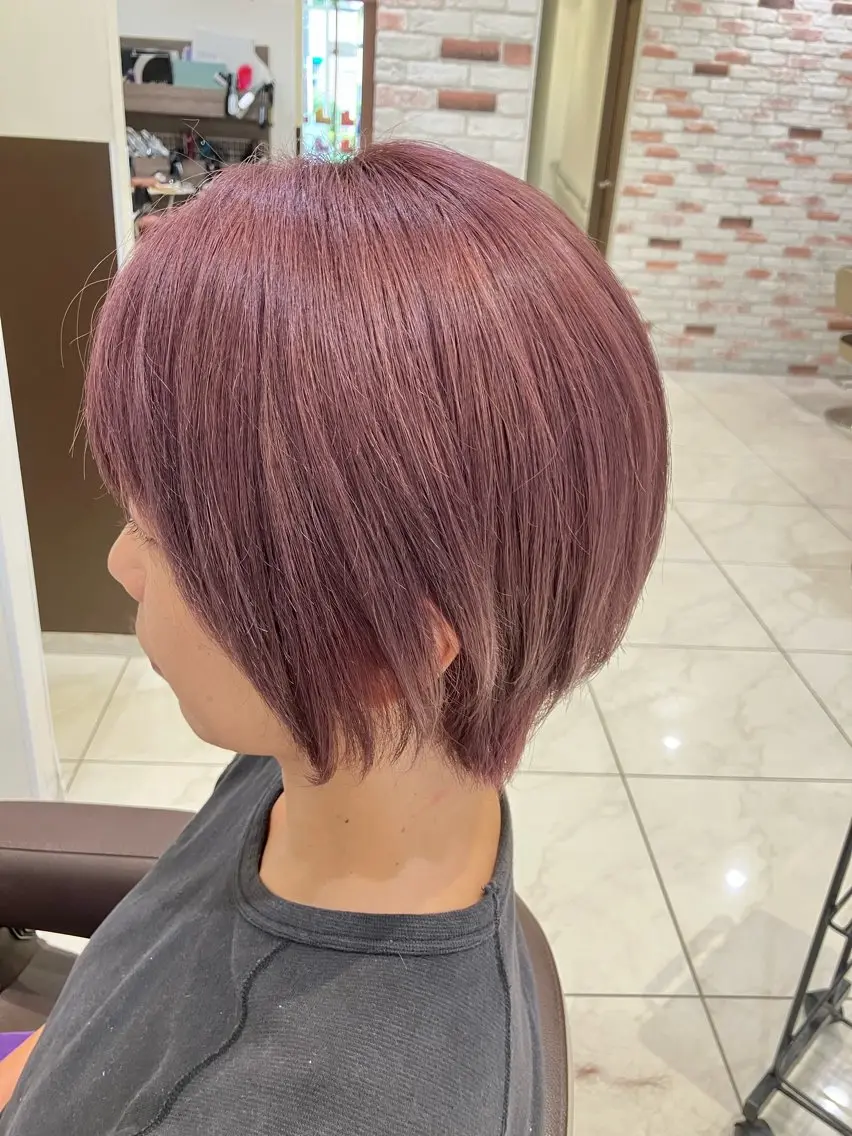 ショート ショートヘア ☂️Ash 新杉田☂️山本のヘアスタイル