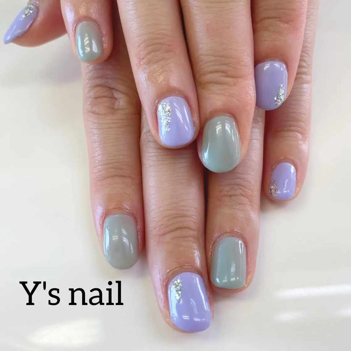 ネイル ラメ(グリッター) 持ち込み ワンカラーネイル 手書きが得意🖌️ Y’s nailのネイルデザイン