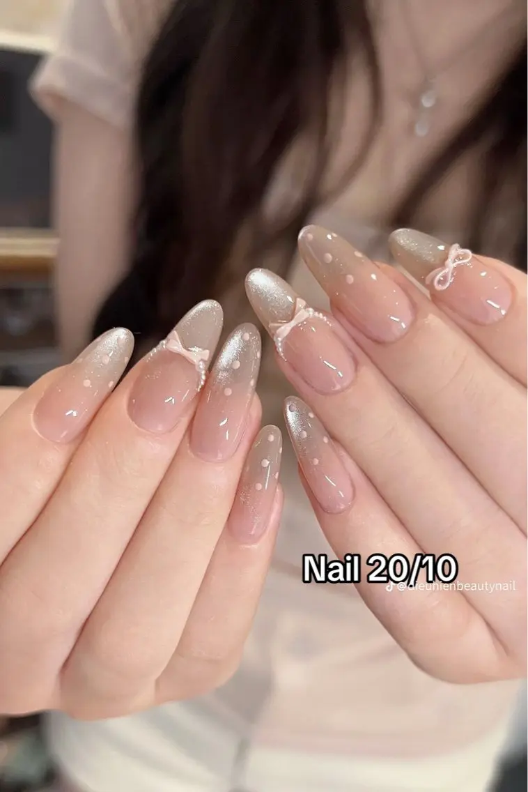 セミロング ハンドネイル Bibi nail Osakaのネイルデザイン