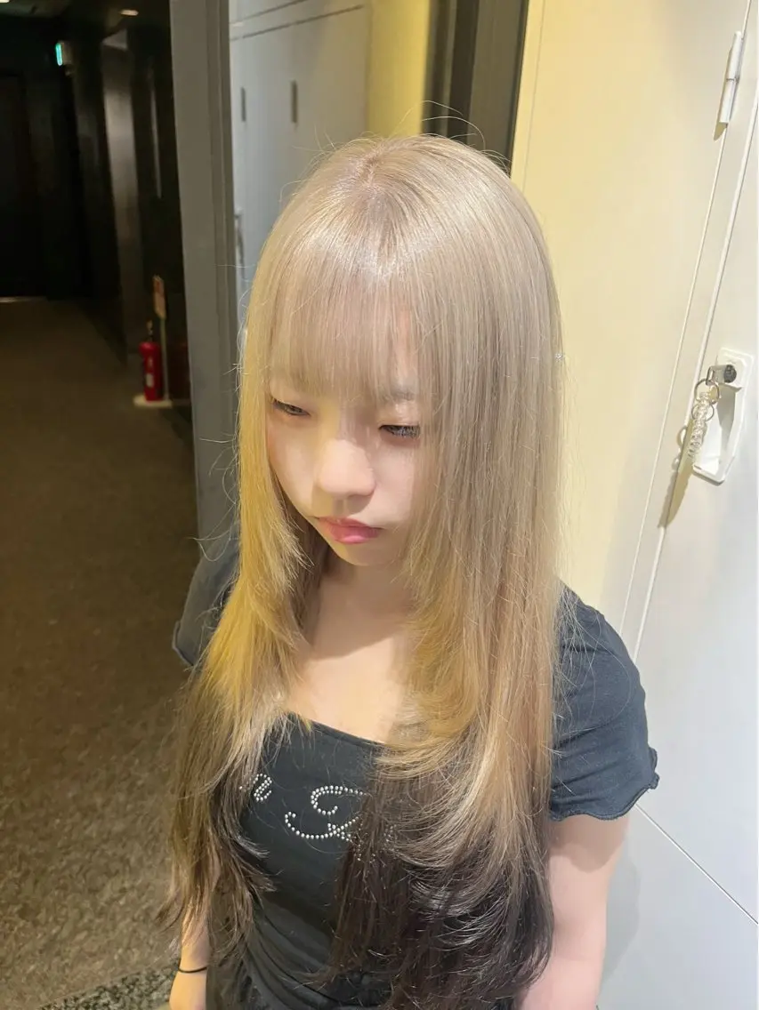 ロング カット ヘアカラー トリートメント 小顔カット/韓国 カラー🌙shikiのヘアスタイル