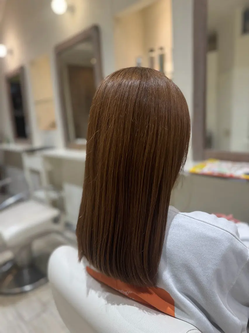 ミディアム カット ヘアカラー NICCOLO室見 Erinaのヘアスタイル