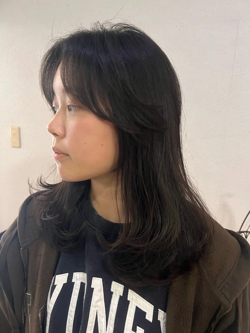セミロング 顔周りカット カット 韓国スタイル🫧 サーシャのヘアスタイル