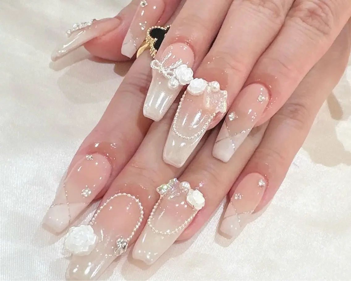 ネイル Tina Nailstudioのネイルデザイン