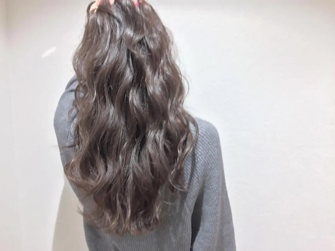 ロング Noe心斎橋 堀田 朋宏のヘアスタイル