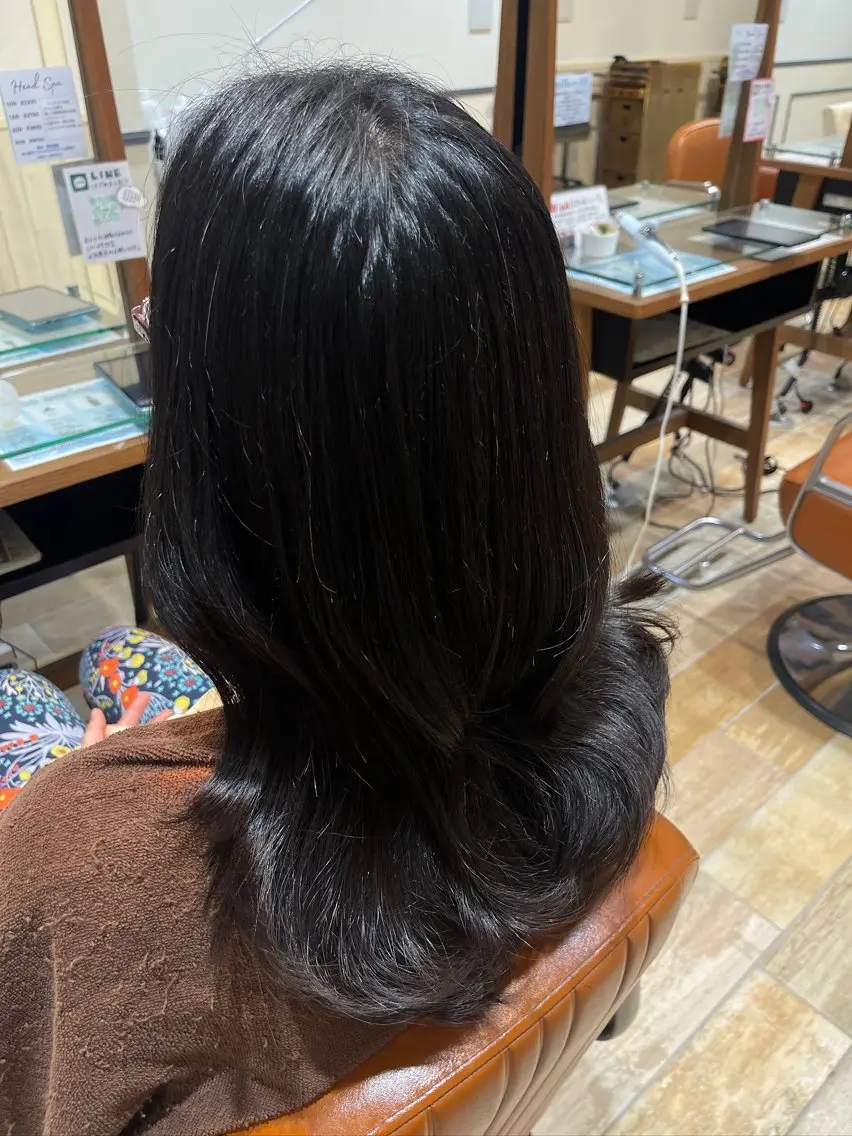 セミロング ヘアアレンジ 近 大和のヘアスタイル