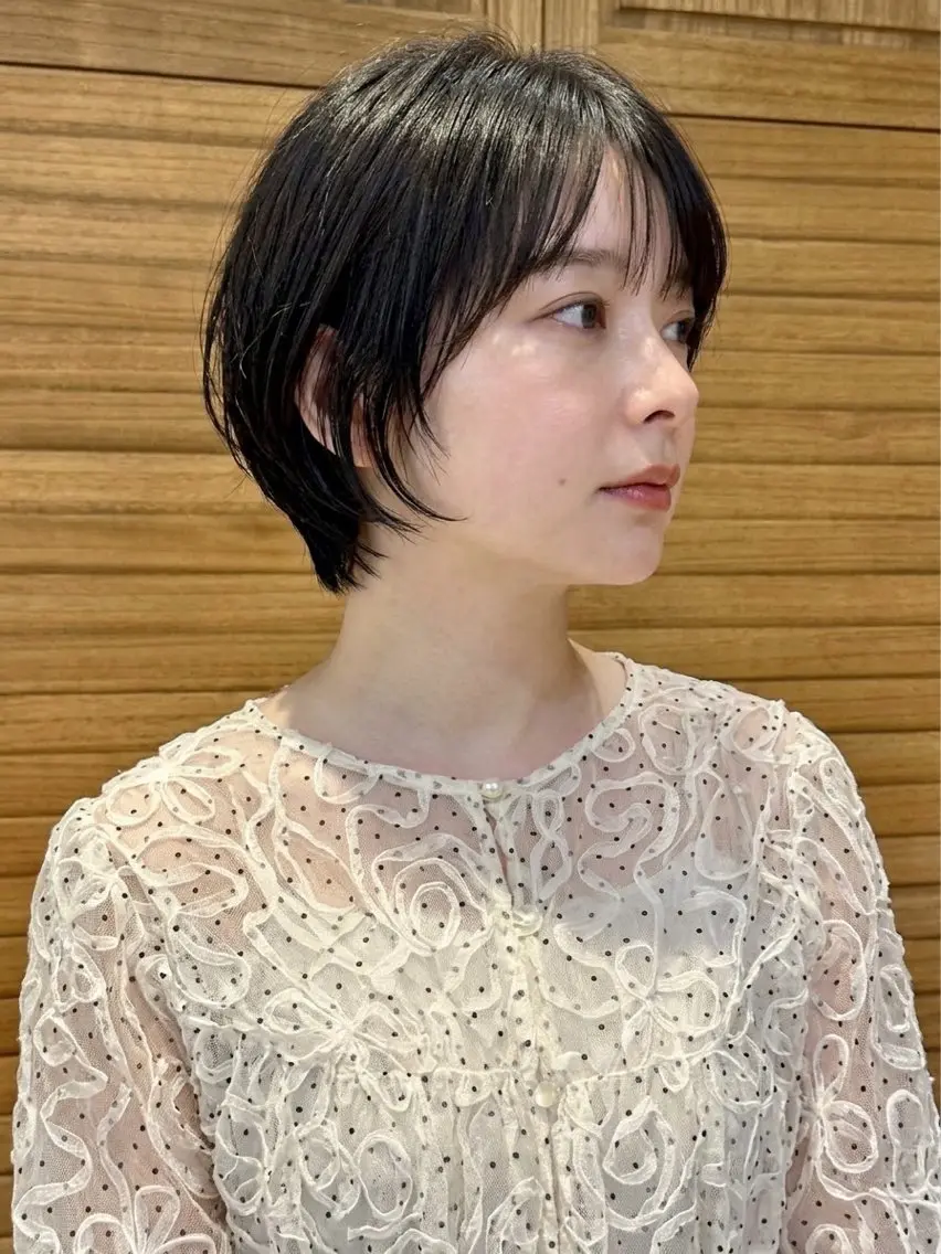 ショート カット 竹内 穂乃佳のヘアスタイル