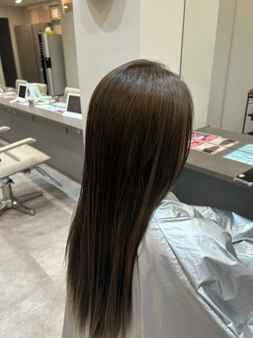 ロング カラー グレージュ インナーカラー ヘアカラー トリートメント カラーモデル募集中 🥣/こにしりなのヘアスタイル