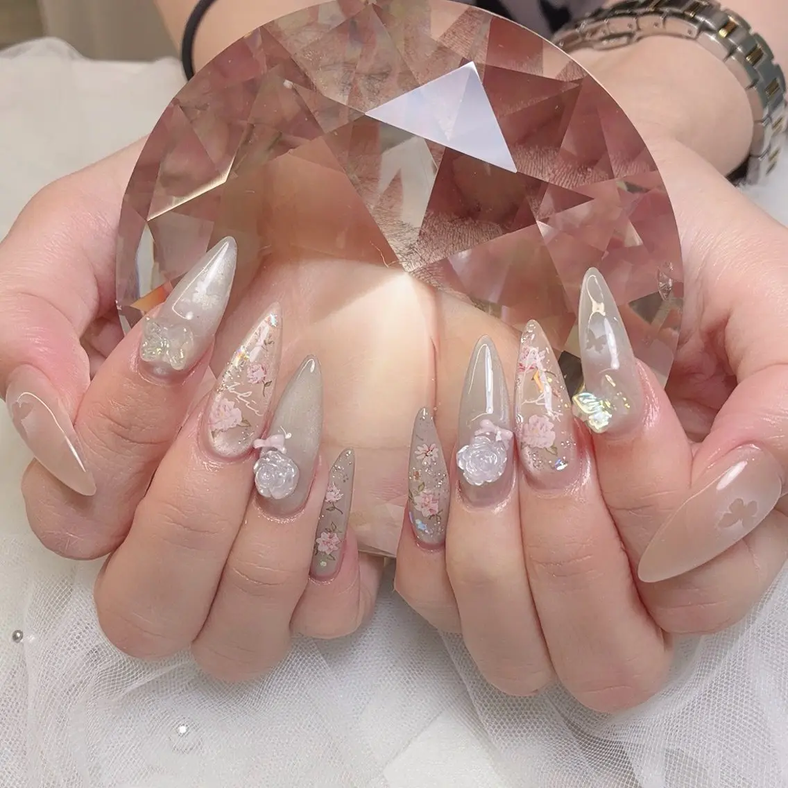 ネイル saki 堺筋本町￤ 透明感 ￤ちゅるんのネイルデザイン