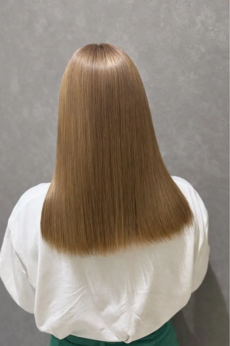 セミロング カラー ヘアカラー HRABRA ゆづきのヘアスタイル