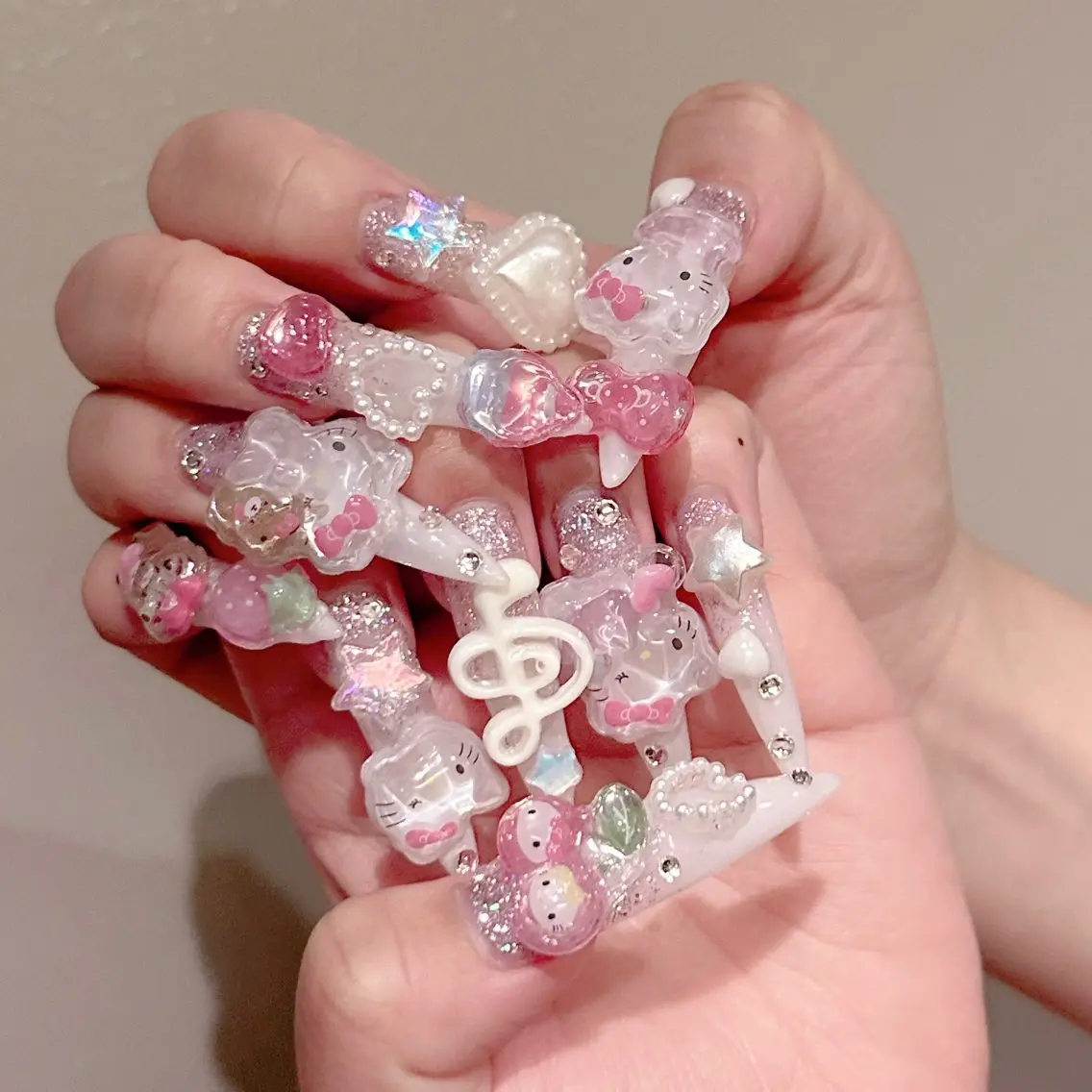 ネイル ロングネイル ハンドネイル nana 🎀予約受付中のネイルデザイン