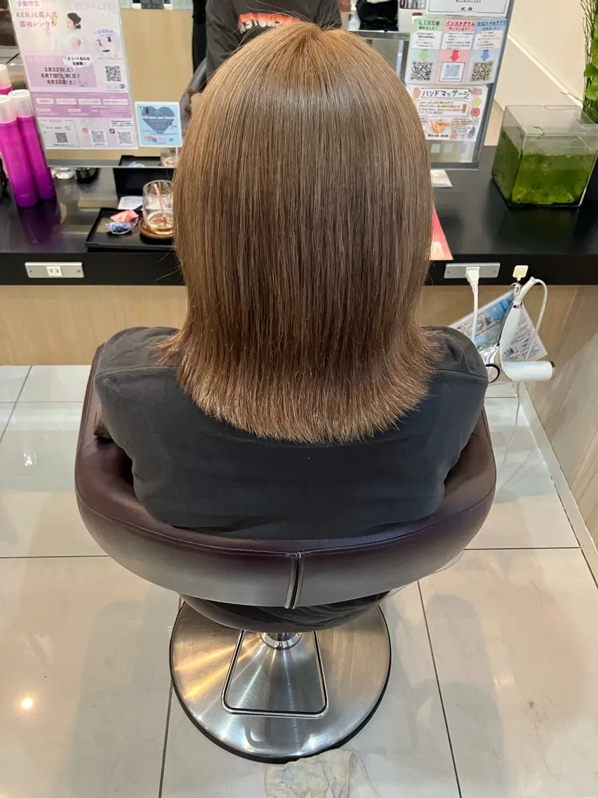 ショート ヘアカラー yukari 艶髪ヘアのヘアスタイル