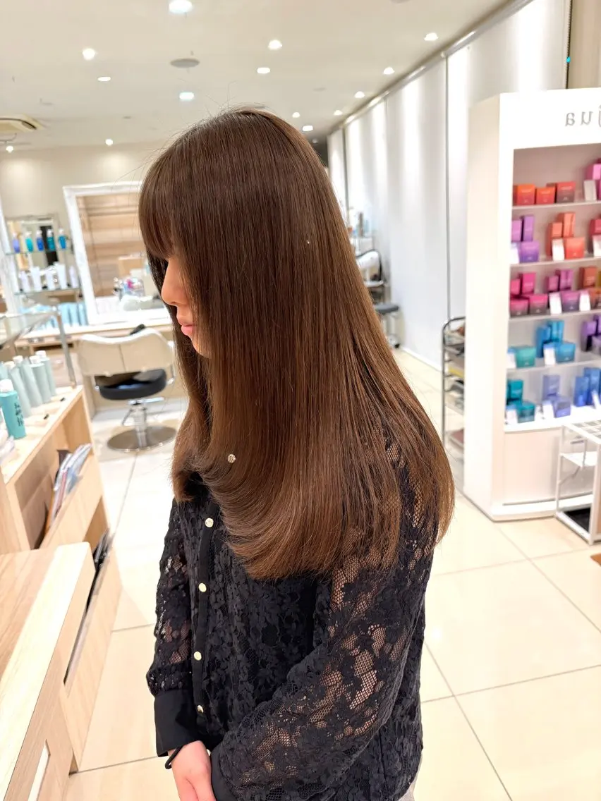 ロング ロングレイヤー レイヤーカット ロング 髪質改善/縮毛矯正 ash_菊島樹希のヘアスタイル