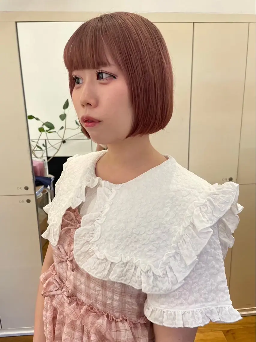 ショート カラー ヘアカラー 中村 彩奈のヘアスタイル