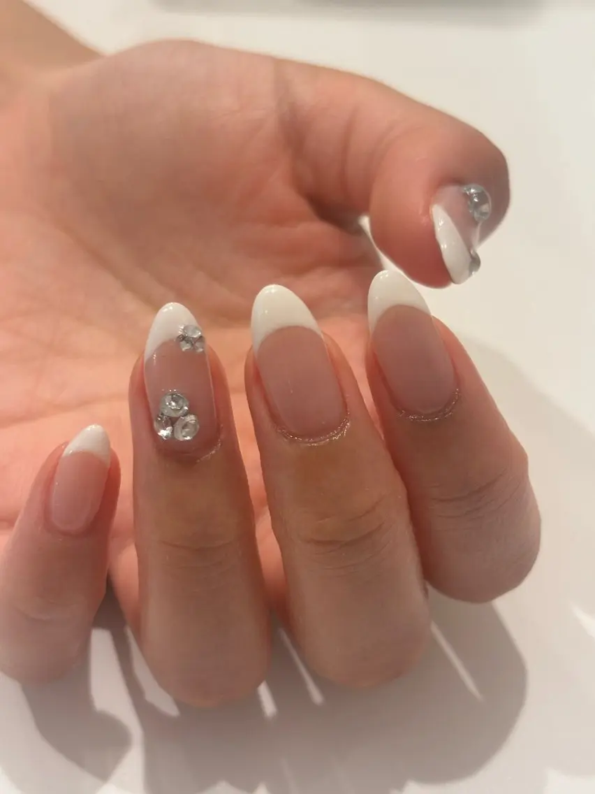ネイル フレンチネイル ハンドネイル Ann nailのネイルデザイン