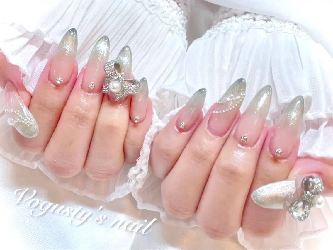 ネイル リボン ハンドネイル Vogusty's Nail 鶴見店のネイルデザイン