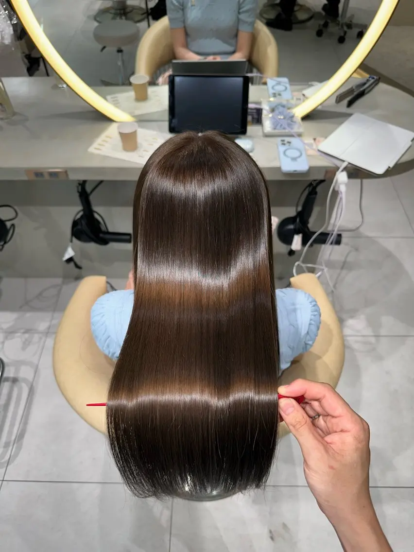 ロング ✨髪質改善特化✨副 店長椎葉信乃介のヘアスタイル