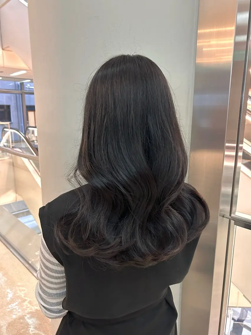 ロング カラー 韓国風ヘア ヘアカラー 'AXIS🪐 Rinのヘアスタイル