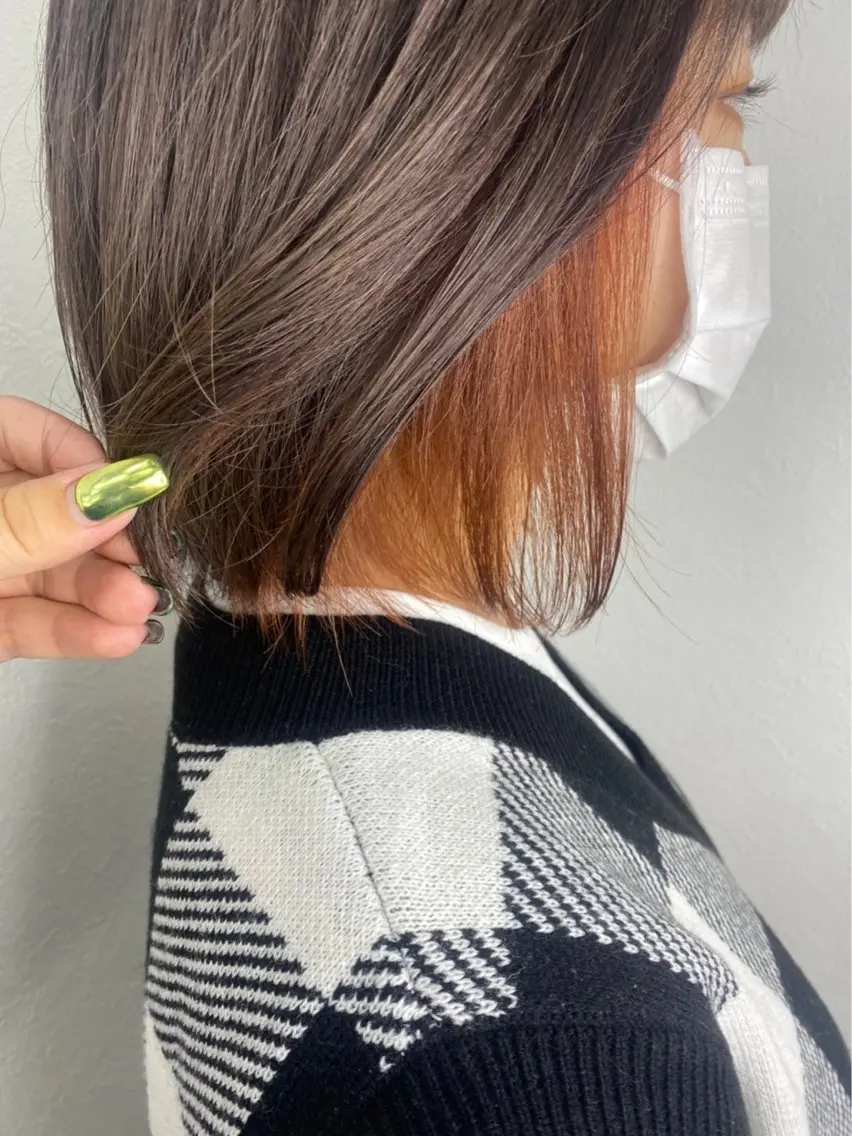 カラー ブリーチ オレンジ 中村 彩夏のヘアスタイル