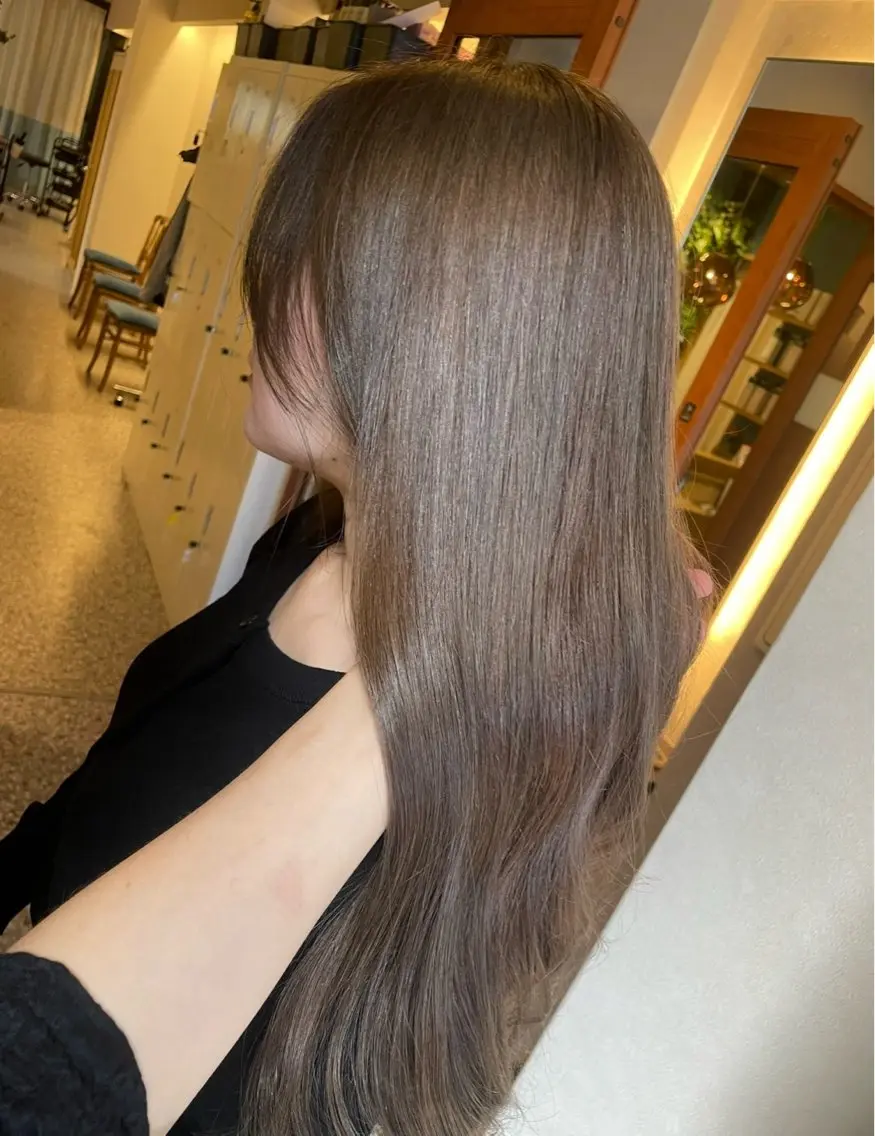 カラー 🩵🫧mei mei 🫧🩵のヘアスタイル