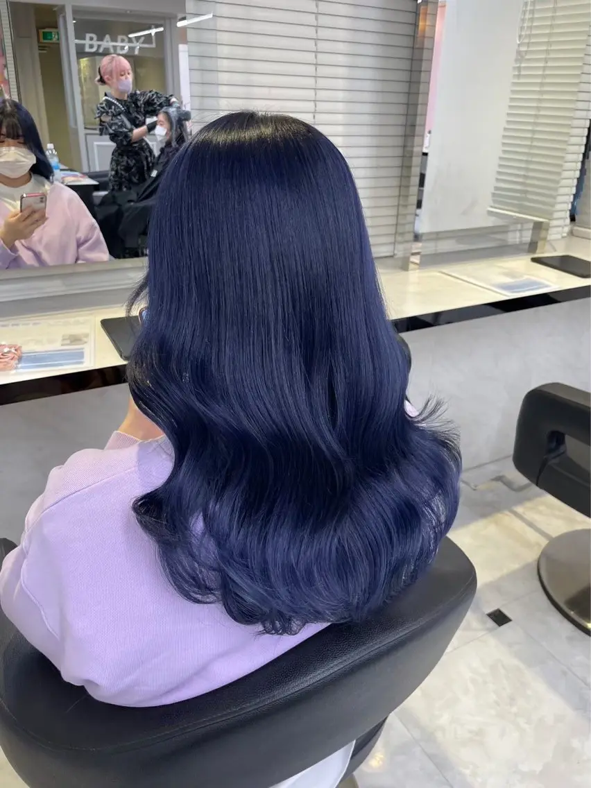 ロング カラー 黒髪 ブリーチ ブルーカラー ブルーブラック ダブルカラー ヘアカラー トリートメント ヘッドスパ ヘアセット ブリーチなし特化 美容師💖SAE💖のヘアスタイル