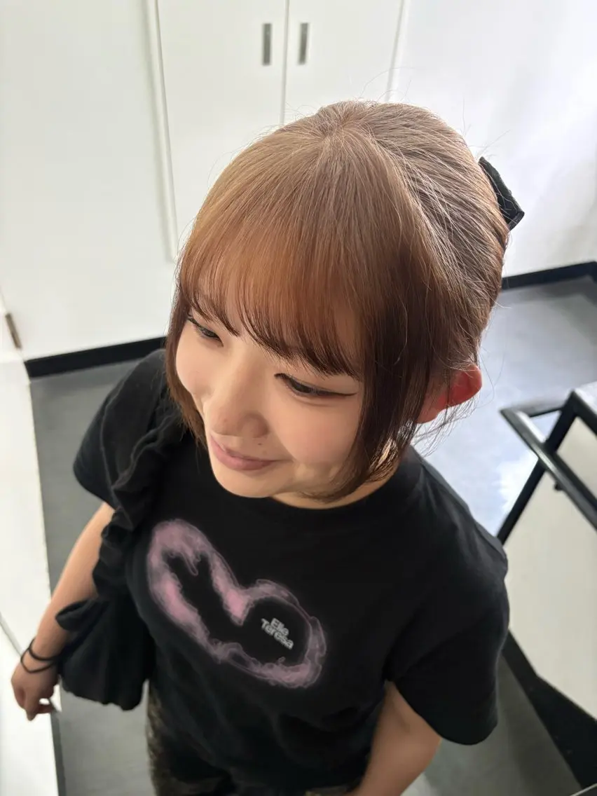 カラー ブリーチ ヘアカラー トリートメント 大山 茶子のヘアスタイル