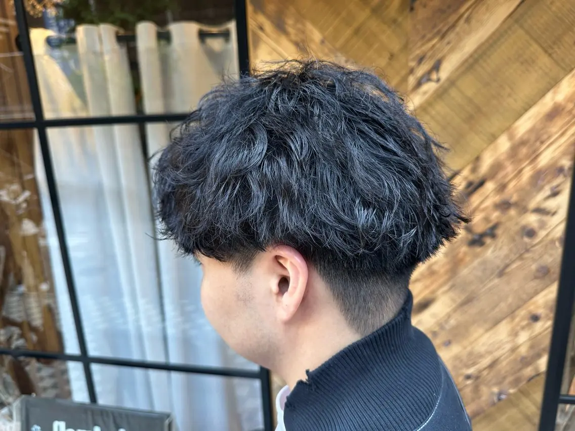 パーマ メンズ フェードカット メンズパーマ ニュアンスパーマ カット パーマ 【gemini店長】 メンズ特化中野稜平のヘアスタイル