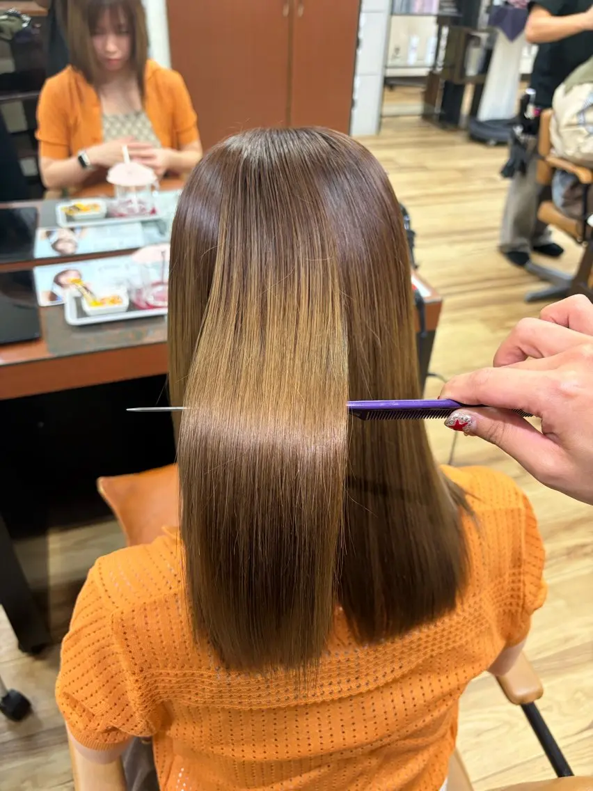 セミロング début とらいのヘアスタイル