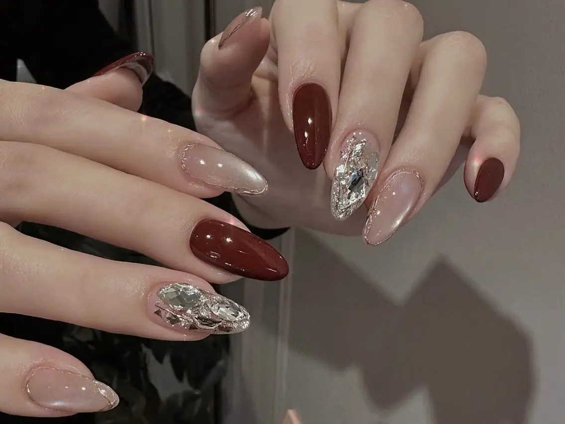 メンズ ネイル メンズ韓国風 オーロラネイル チークネイル 長さ出し フレンチネイル ハンドネイル NEW NAIL 池袋🔥🧲のネイルデザイン