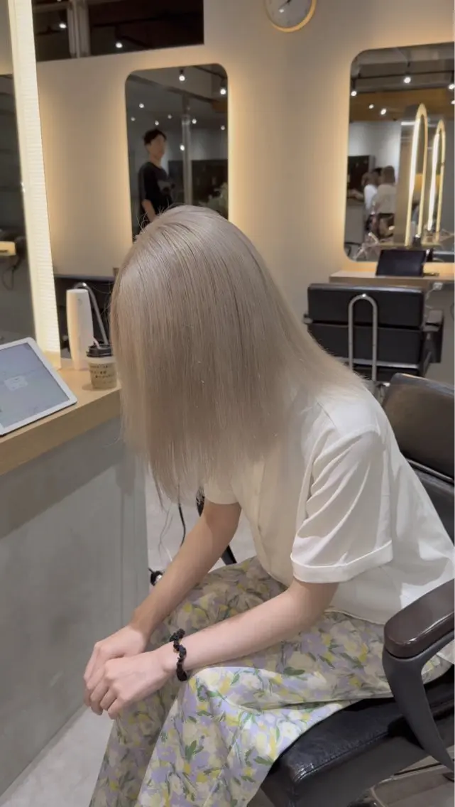 ミディアム カラー ヘアカラー トリートメント レイヤーカット/ ブリーチカラー/雅人のヘアスタイル