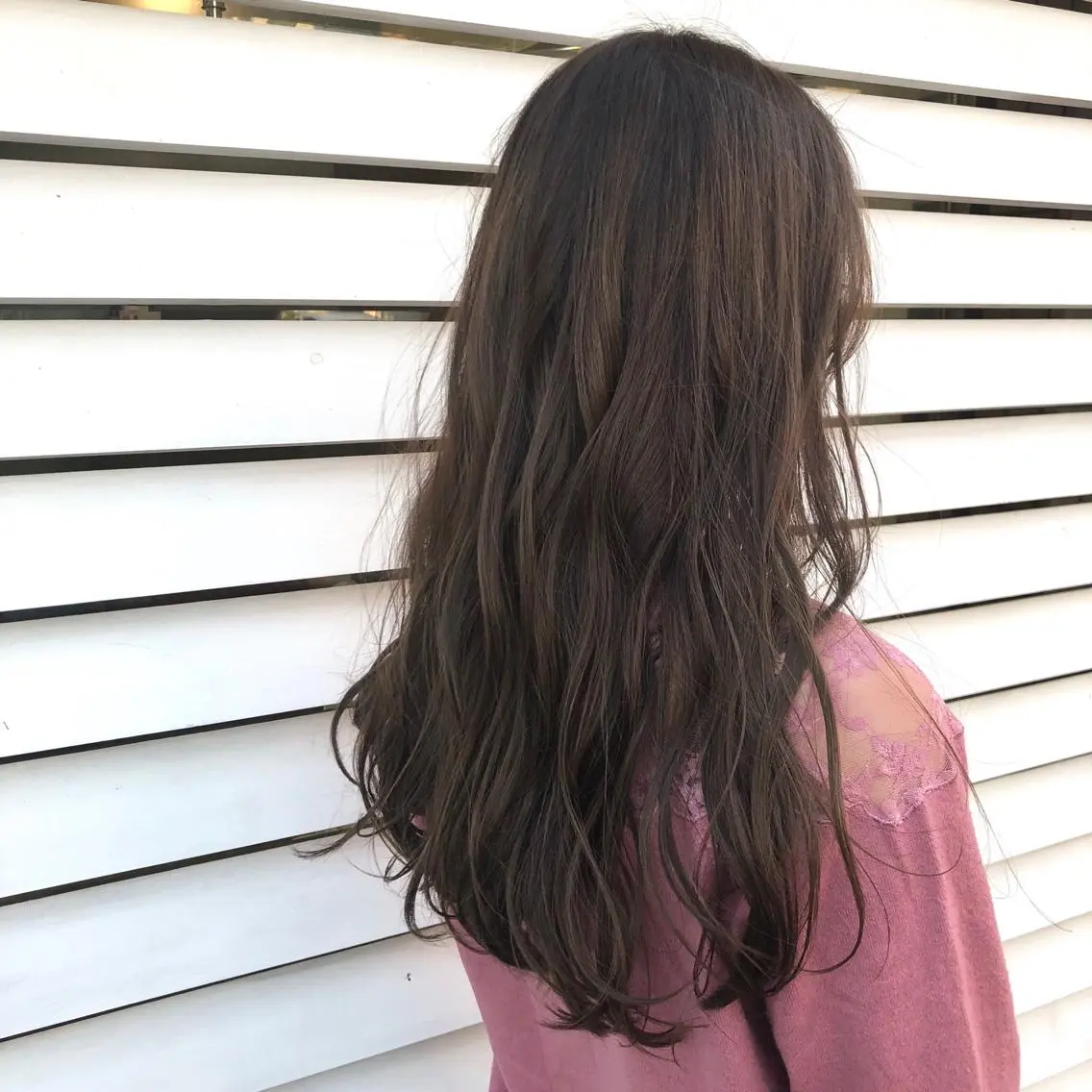 ロング カラー 菅沢 奈生のヘアスタイル