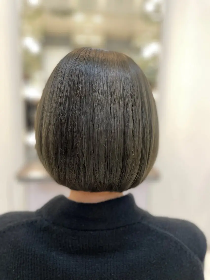 ショート ワンレンボブ ハンサムショート ボブ 髪質改善 レイヤーカット カット ヘアカラー トリートメント 髪質改善専門 YOSHIのヘアスタイル