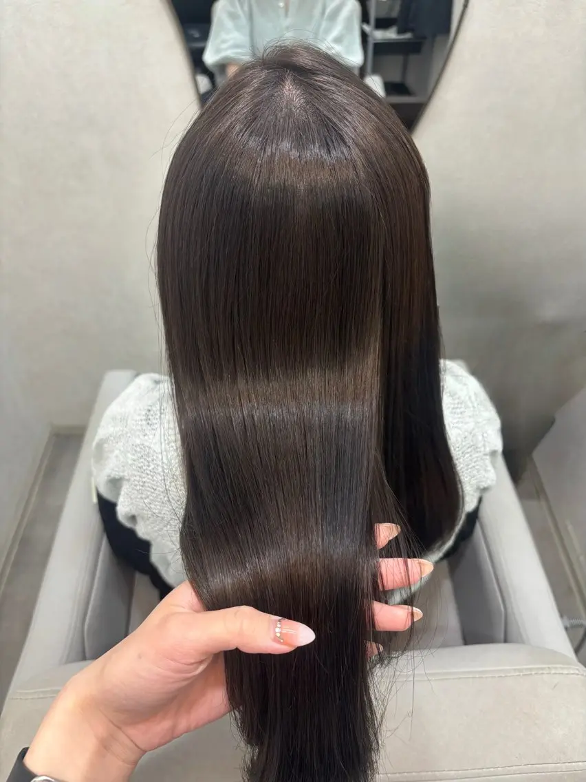 ロング 水島 悠香子のヘアスタイル
