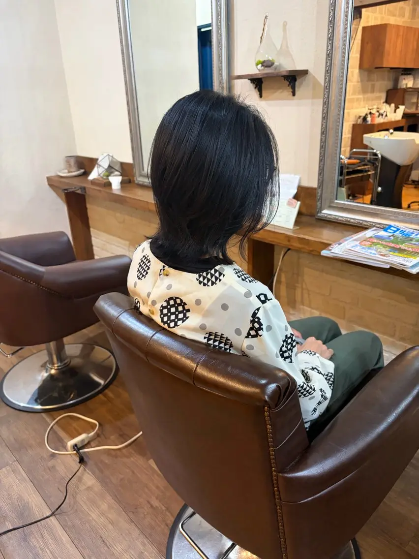 ミディアム カット 肥田 夕蘭のヘアスタイル