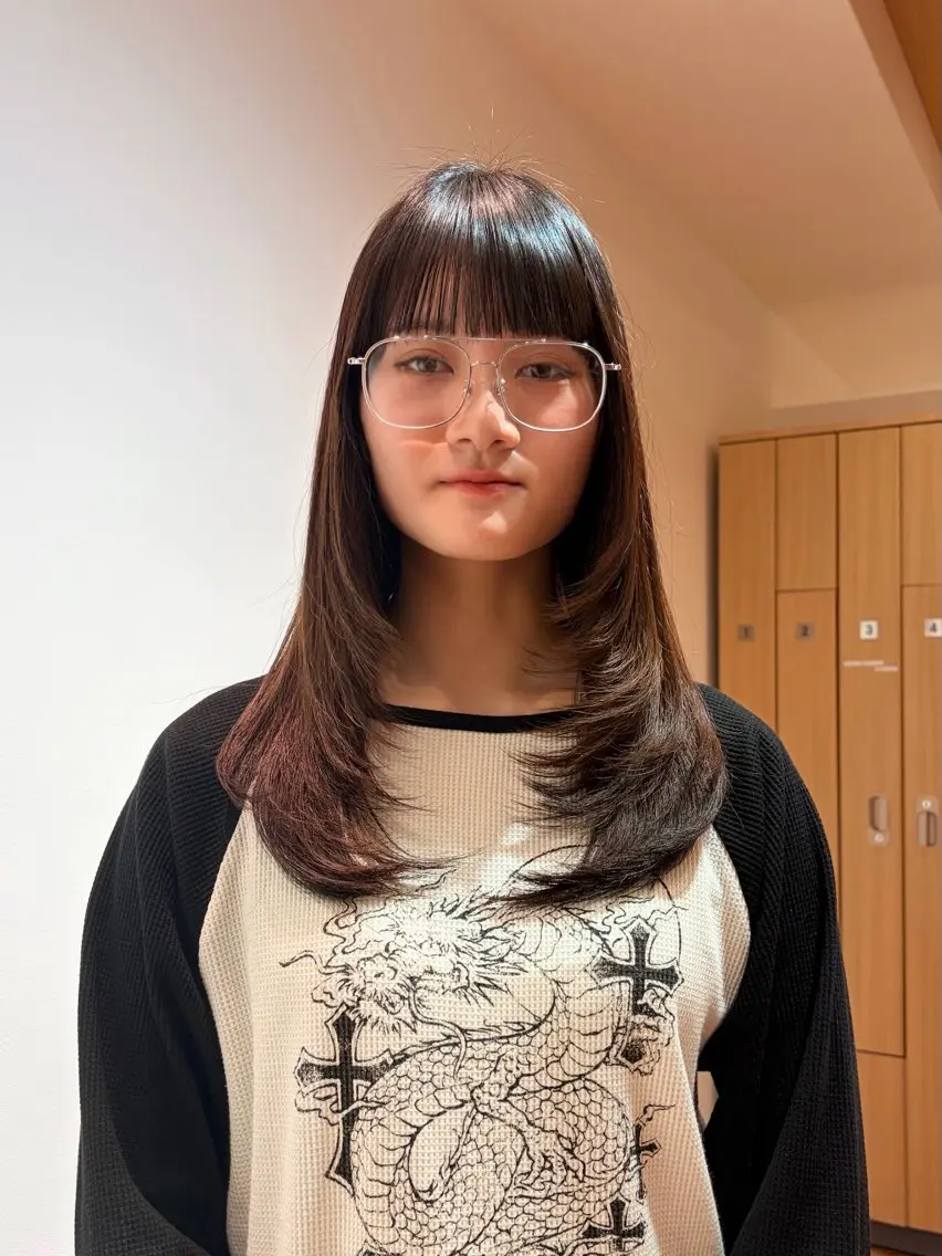 ロング レイヤーカット 縮毛矯正 Yamada Ami🪐のヘアスタイル