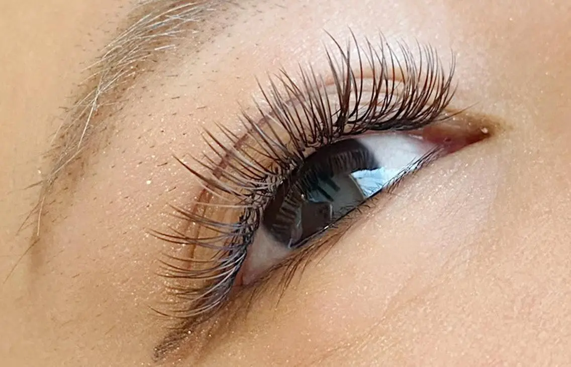 マツエク・マツパ フラットラッシュ miu. eyelashのマツエク・マツパデザイン