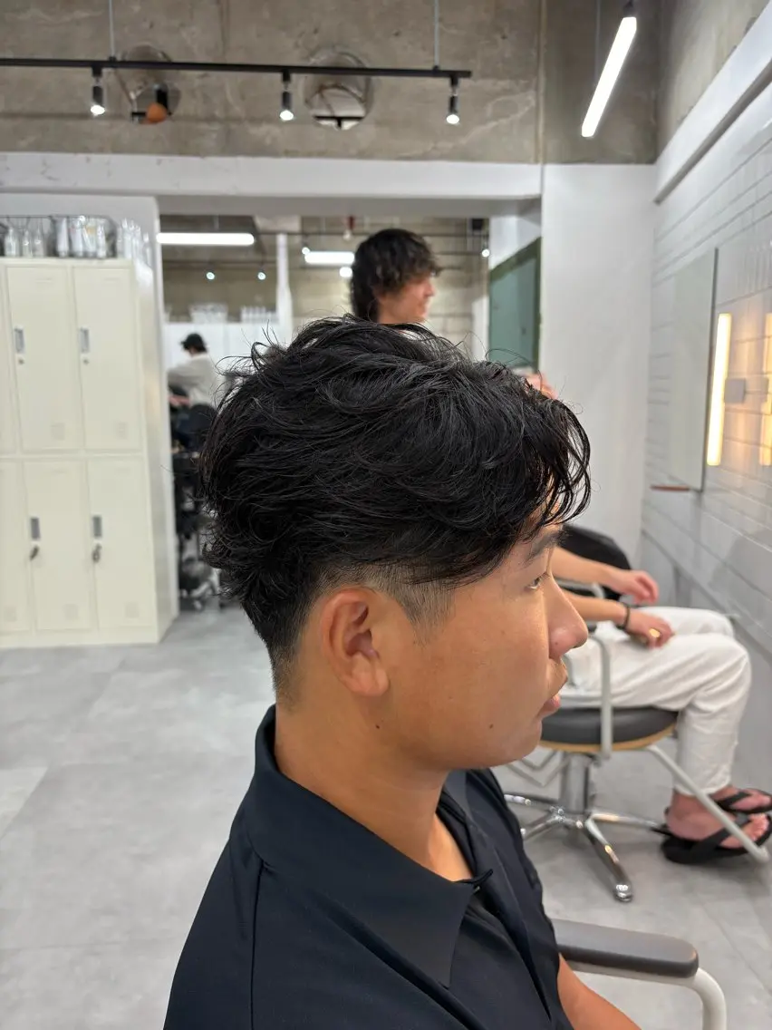 ショート パーマ メンズ 中田 信太郎のヘアスタイル