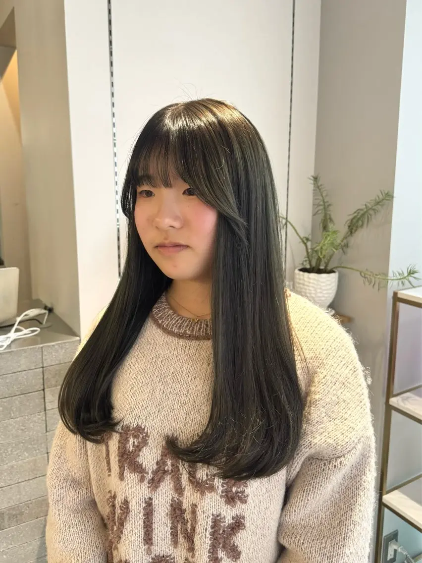 ロング カット ヘアカラー 髪質改善カラー cipre 唯舞のヘアスタイル
