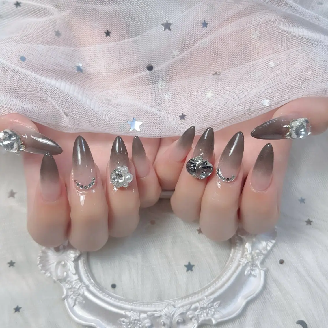 ネイル ハンドネイル HIN NAILのネイルデザイン