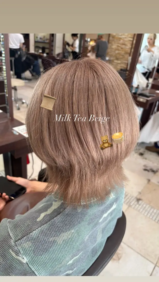 ショート ベージュ/ピンク IBUKI🍒のヘアスタイル