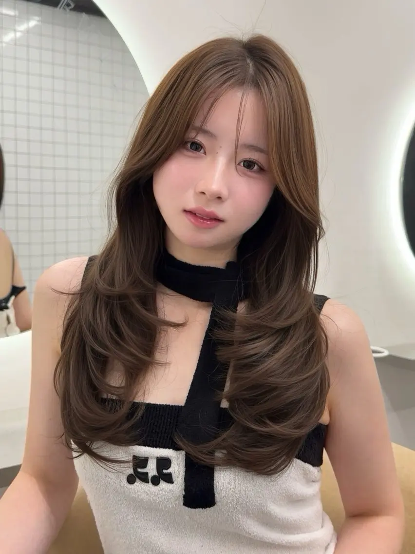 ロング カラー ハイレイヤー レイヤーカット ロング 韓国ヘア/レイヤー カット SAKURAのヘアスタイル