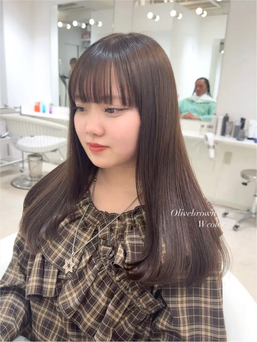 セミロング カラー ヘアカラー ParveMix 🩶🫧入江 香名のヘアスタイル
