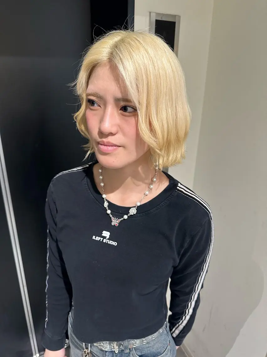 ショート カラー ブリーチ特化/ 派手髪/デザイン🎨のヘアスタイル