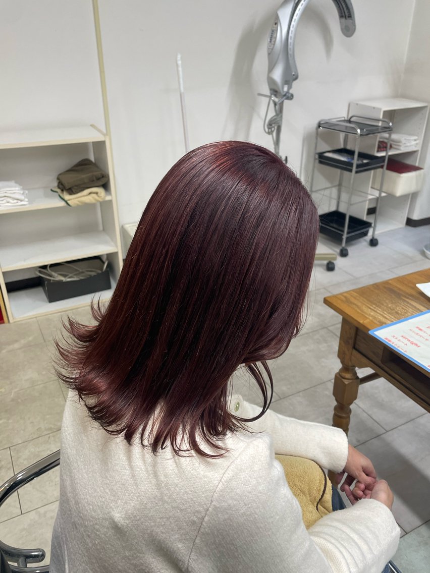 ミディアム カラー 佐々木 優のヘアスタイル