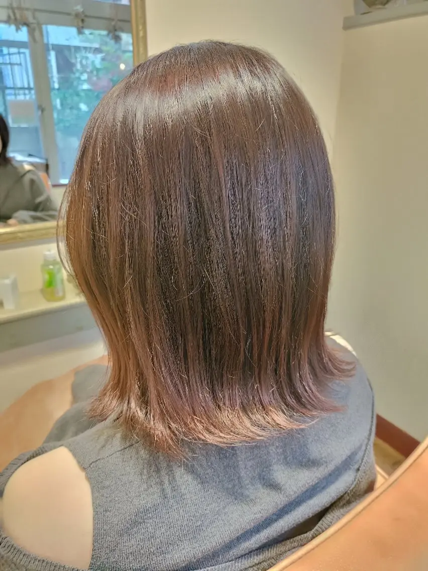 ミディアム ピンクブラウン ボブ 外ハネヘア ASAKO ✴︎アメリシュシュのヘアスタイル