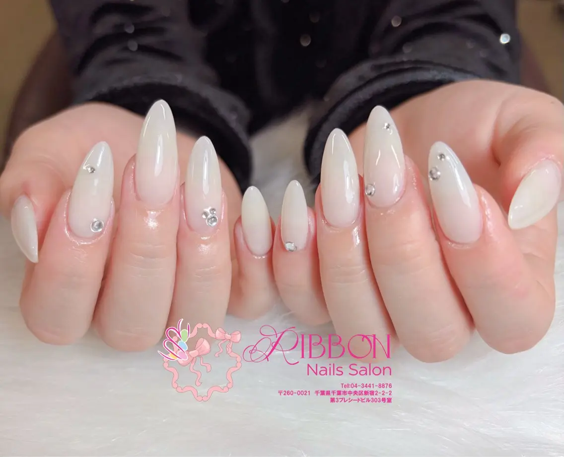 ネイル フットネイル フレンチネイル ジェルネイル マグネットネイル 持ち込み Ribbonnail salonのネイルデザイン