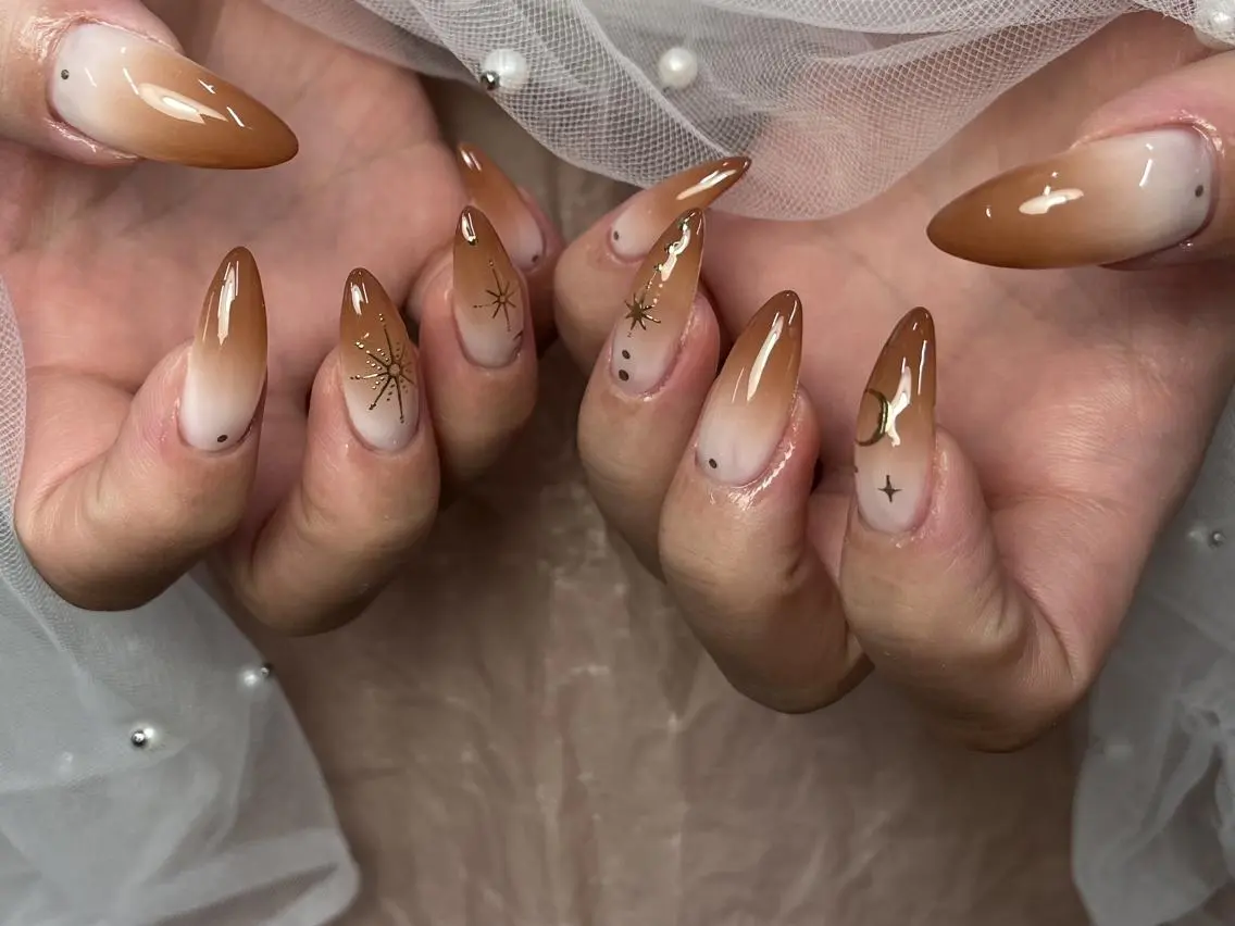 ネイル アートネイル ブラウン グラデーション ハンドネイル ToliyDeliy Nail Salonのネイルデザイン