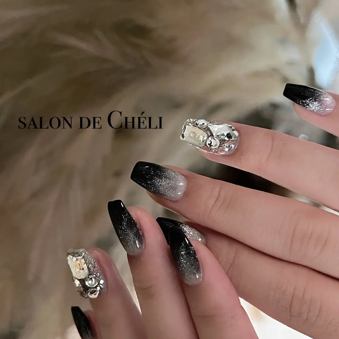 ネイル キラキラネイル ハンドネイル salon de Cheliのネイルデザイン