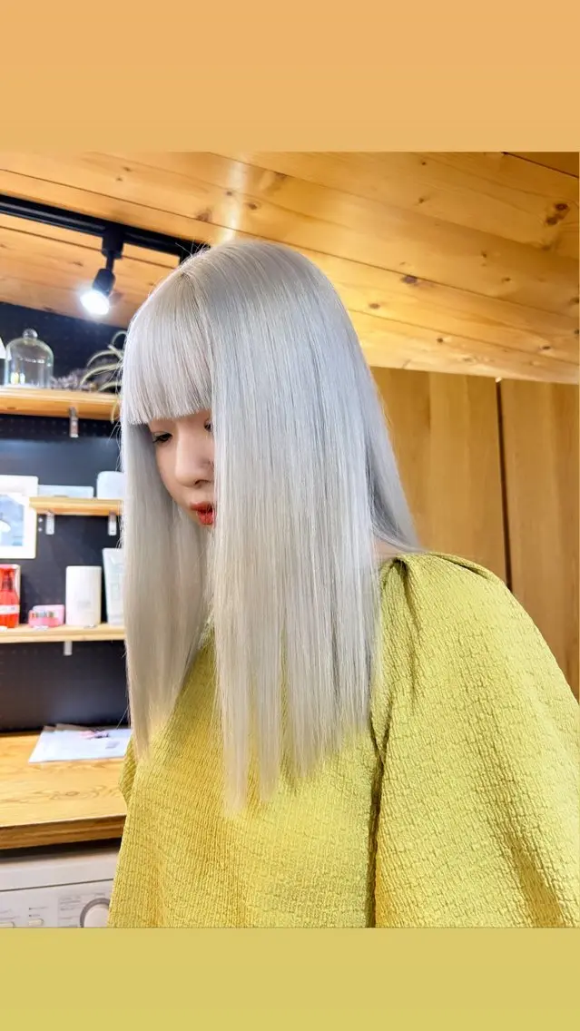 ロング カラー メンズ カット ヘアカラー トリートメント 🧸艶々韓国ヘア 🧁mizunaのヘアスタイル