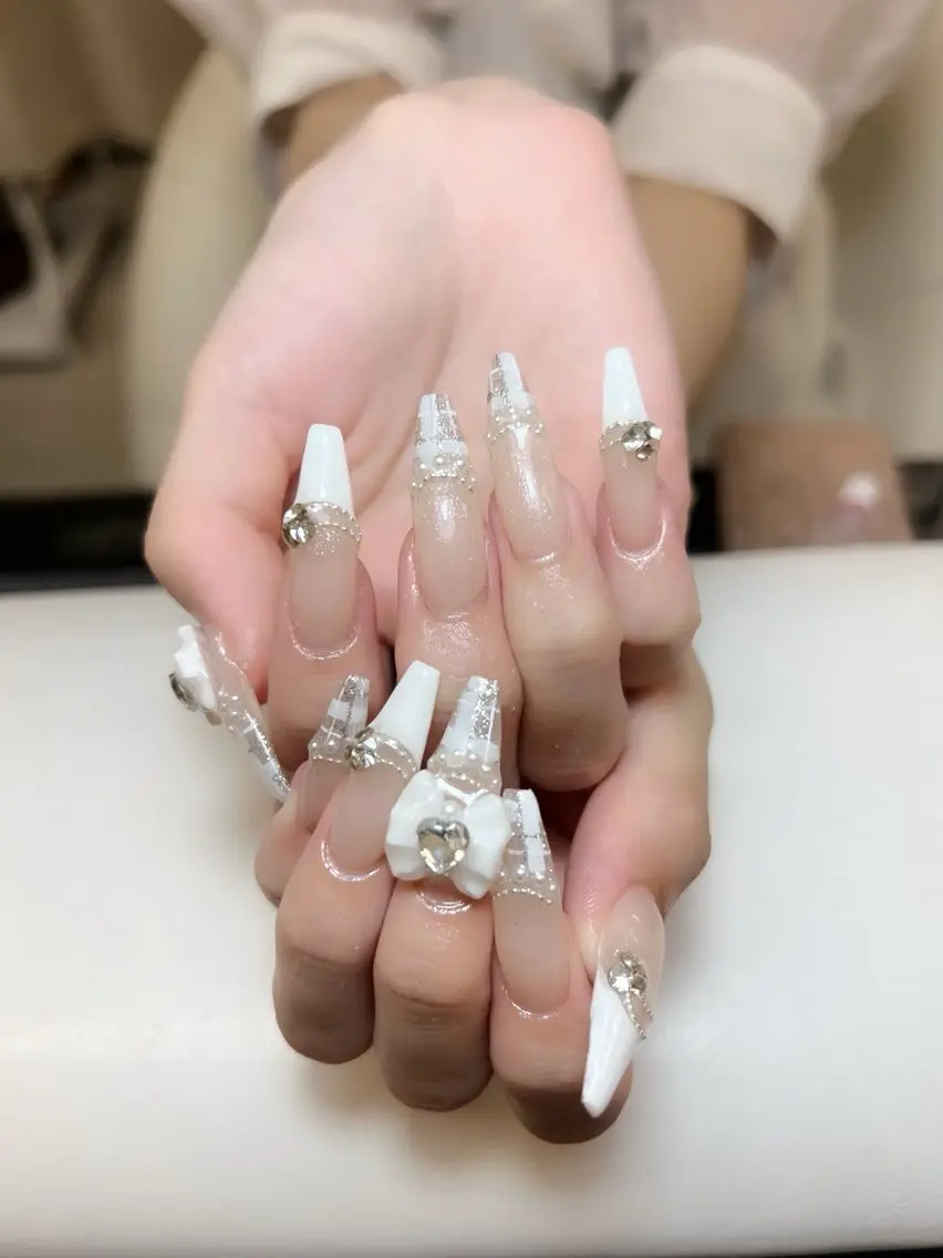 ネイル ハンドネイル Anh 歌舞伎町のネイルデザイン